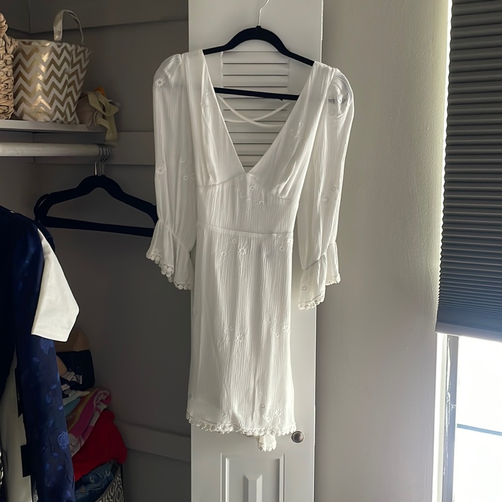 lulu’s size M white sundress